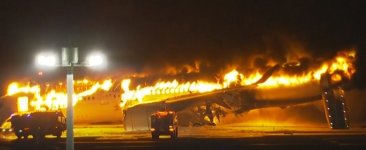 Japan Airlines Fire.jpg Japan Airlines Fire.jpg