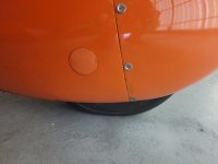 Wheel pant hole.jpg