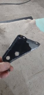 Throttle bracket.jpg