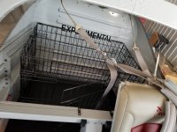 Dog crate (Medium).jpg