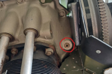 propeller_governor_oil_line_entry.png