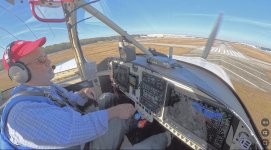 Landing KSAV RWY 1.jpg