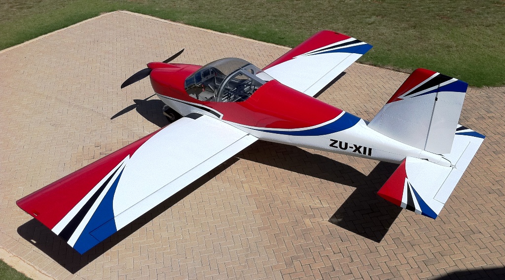 zu-xii_01.jpg
