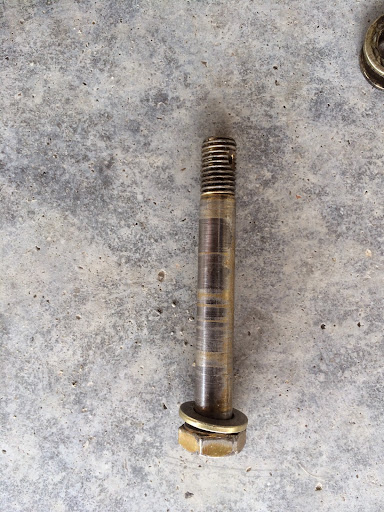 Bolt2.JPG