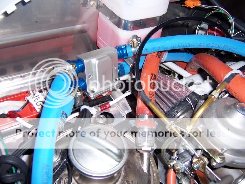 RV-12OilTherm100_1272.jpg