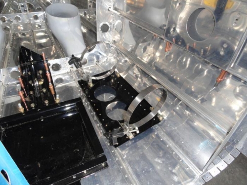 FP24082011A0000X.jpg