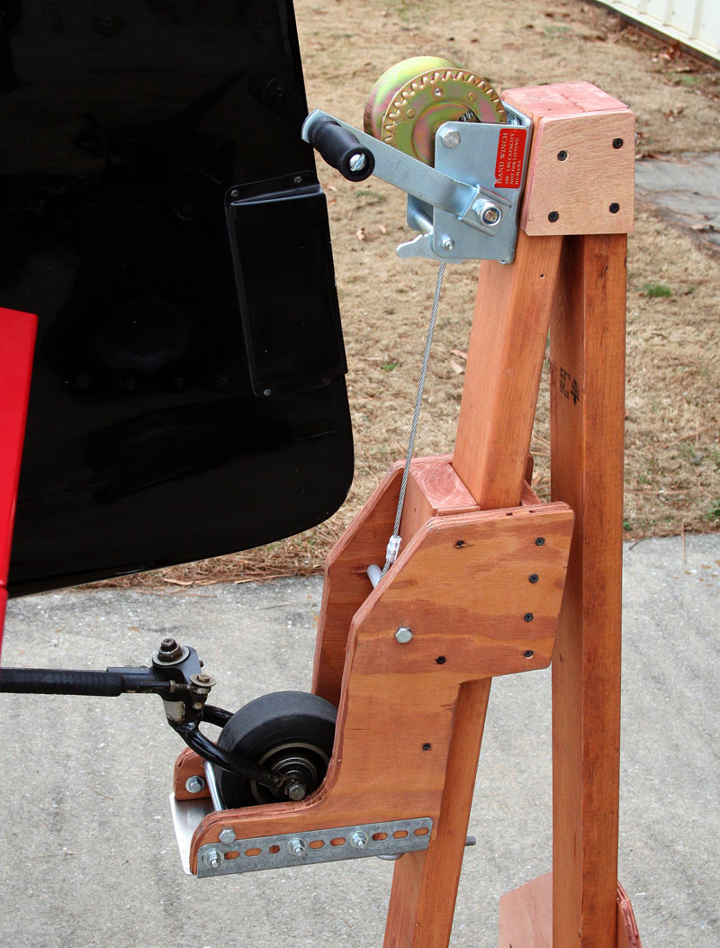tailhoist-5-small.jpg