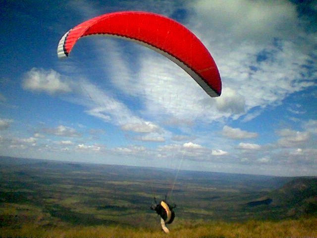 Paraglidertakeoff.jpg