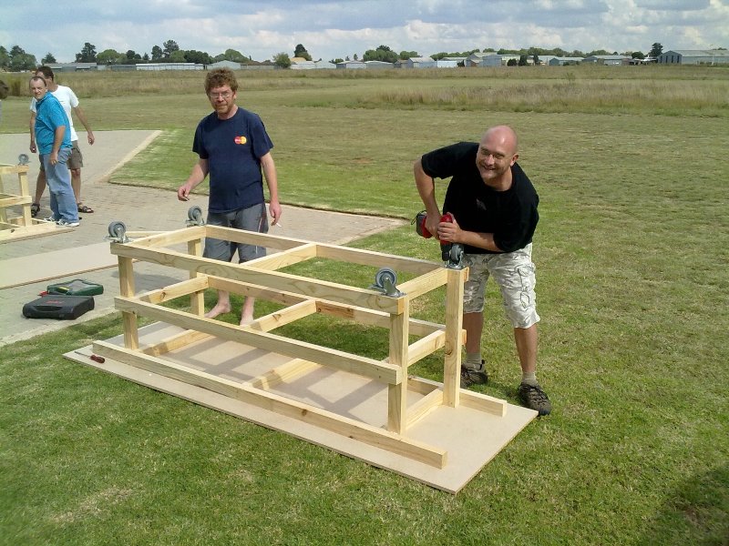 tables_09.jpg