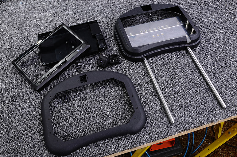 2009.04.18 - RV-8 - Rear LCD Screen Mounting Reduex (9).jpg