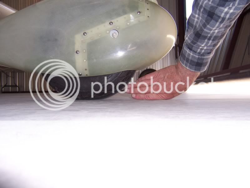 RV-12WheelPantsClearance100_1448.jpg