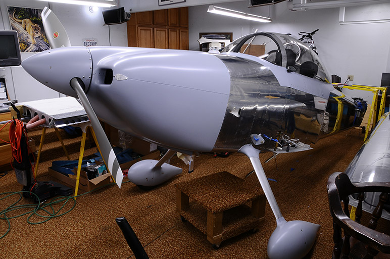 2010.03.05 - RV-8 - Fuselage Cowling Complete (2).jpg
