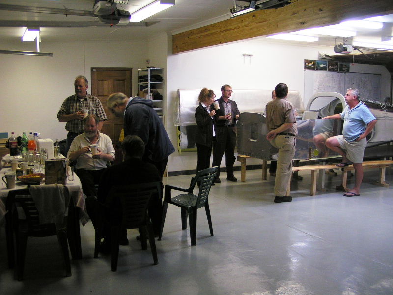 open_night_02.jpg