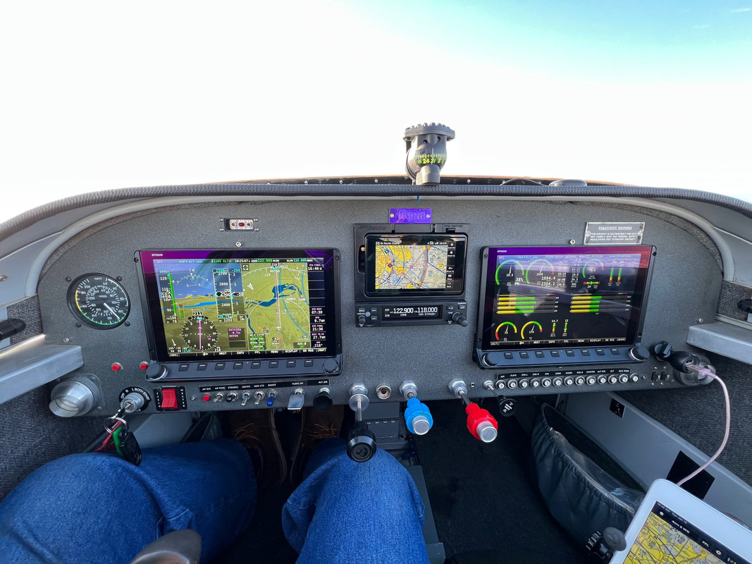 RV6panel.jpg