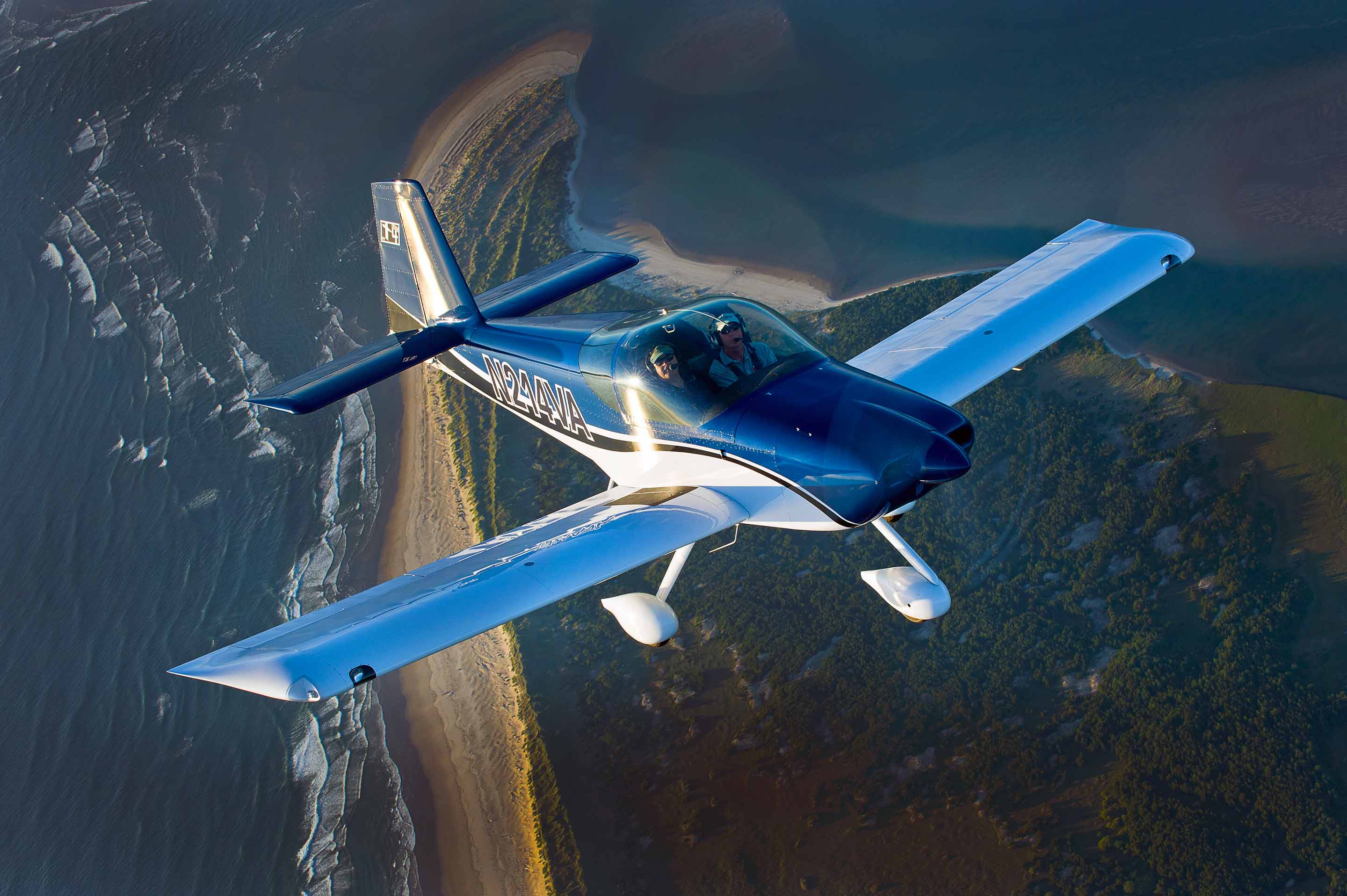 www.vansaircraft.com