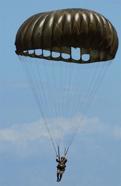 393px-USMC_Paratrooper.jpg