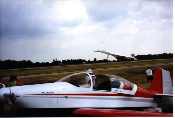 N157_GS_and_Concorde.jpg